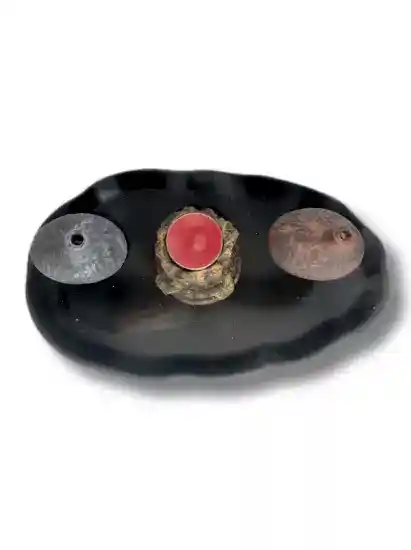 MİTOLOJİK FİGÜRLÜ DEKORATİF MUMLUK